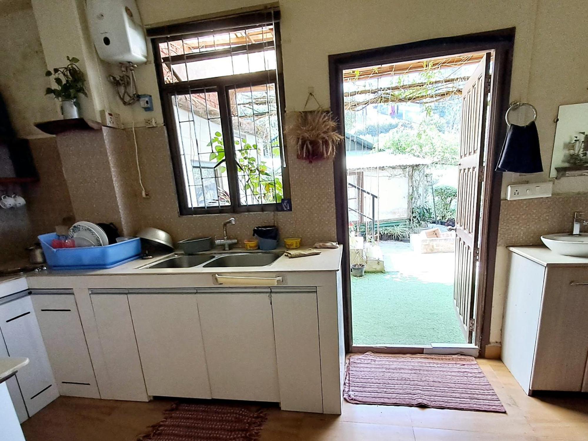 Giftland Homestay Āīzawl Buitenkant foto